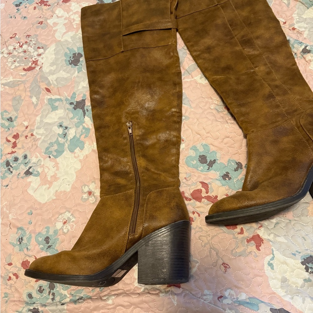 Qupid Tan Over the Knee Boots